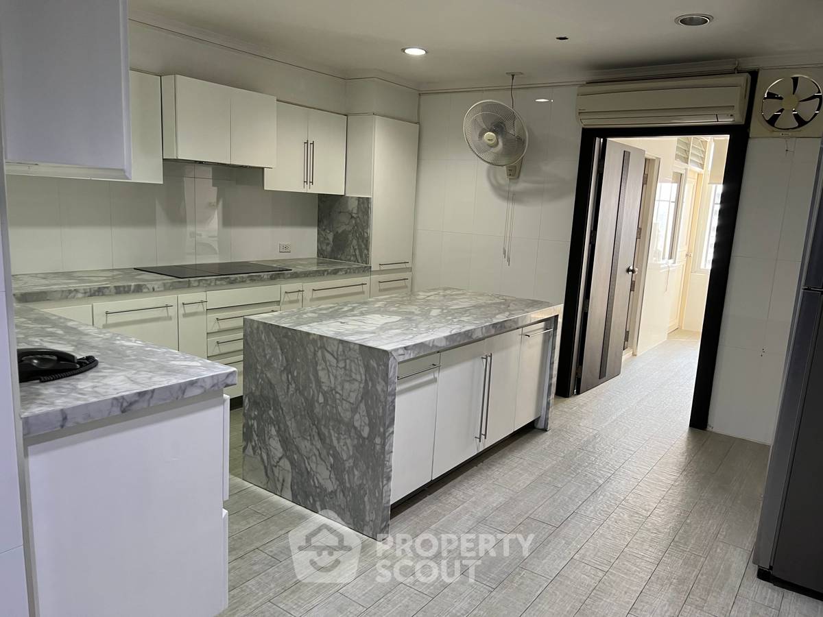 picture 4-BR Condo at Kallista Mansion near ARL Makkasan (ID 1993734) - 7/18