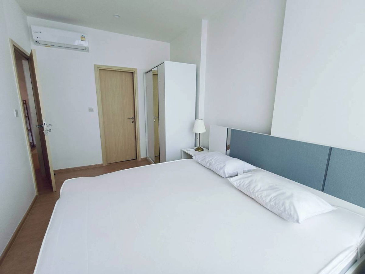 picture 🐾 For Rent! Maru Ekkamai 2 – Pet-Friendly Luxury Condo  Pets allowed – Only 3 mins walk to BTS Ekkamai - 9/14