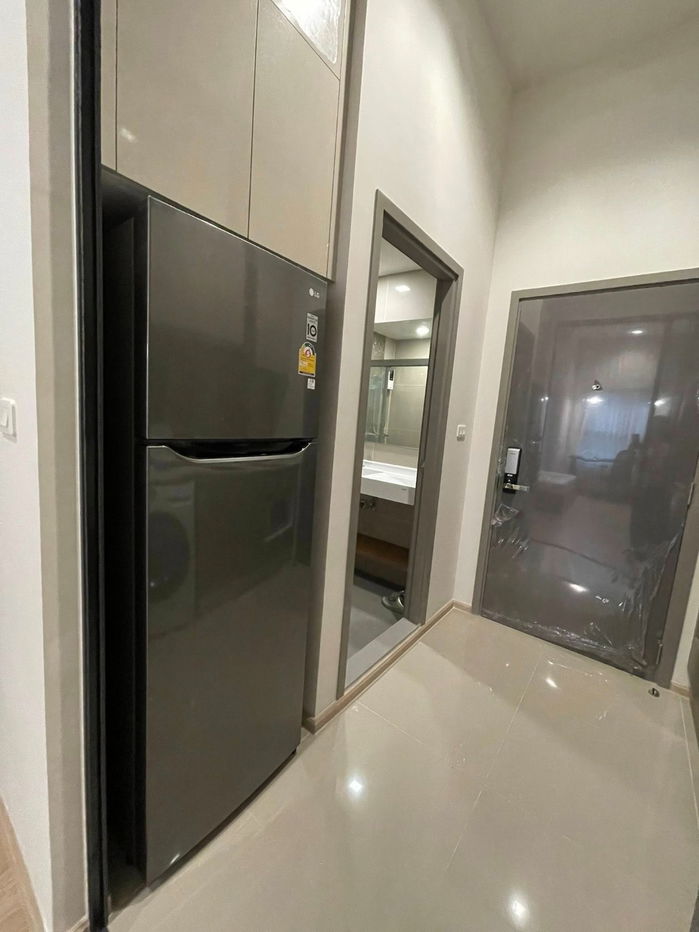 picture Condo for rent: Ideo Sathorn Wongwienyai, near BTS Wongwian Yai, 16,000 baht, property code: RS1800 - 4/14