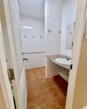 picture Urgent sale!! Baan Lalin in the Park, Watcharapol Soi 3, 52 sq m., near Thairath Witthaya School 75 - 2/9