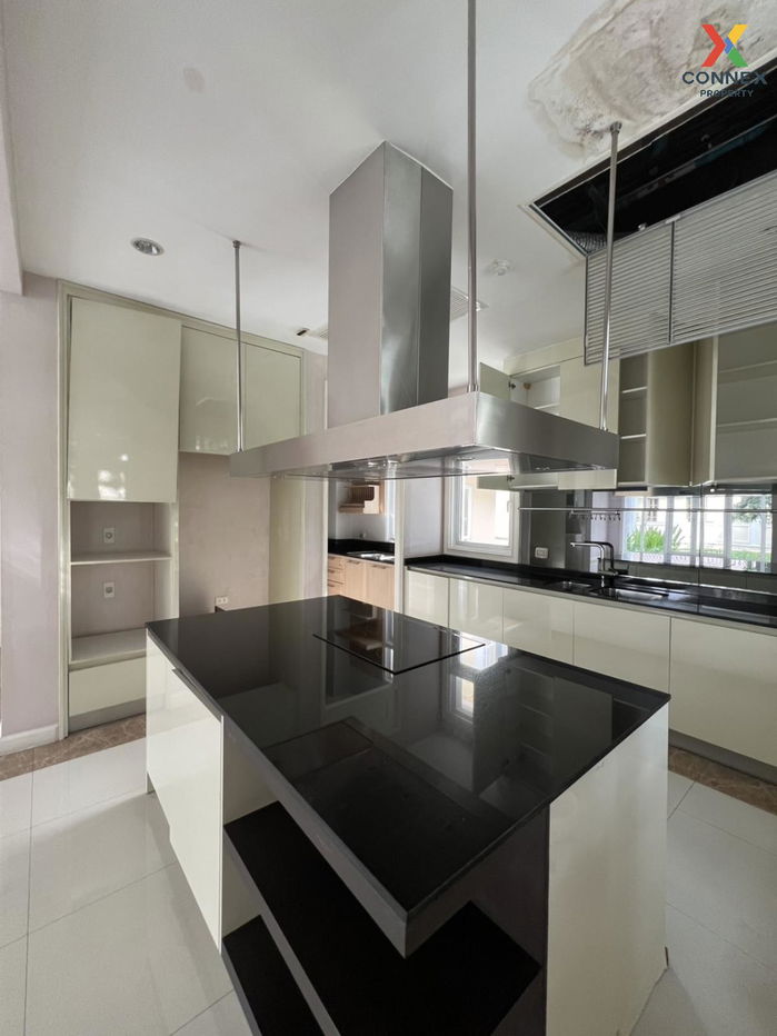 picture For Sale House , The Royal Residence , Chorakhe Bua , Lat Phrao , Bangkok , CX-131339 ✅ Live chat with us ADD LINE @connexproperty ✅  - 8/12