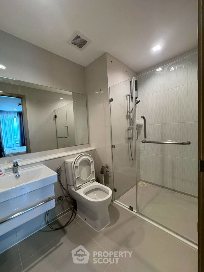 picture 2-BR Condo at Life Ladprao near BTS Ha Yaek Lat Phrao (ID 2309066) - 6/14