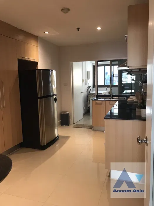 picture 🔼🔽 AccomA 📩 Modern condominium with city views and private corner layout at Tower Park Condominium (21334) - 20/20