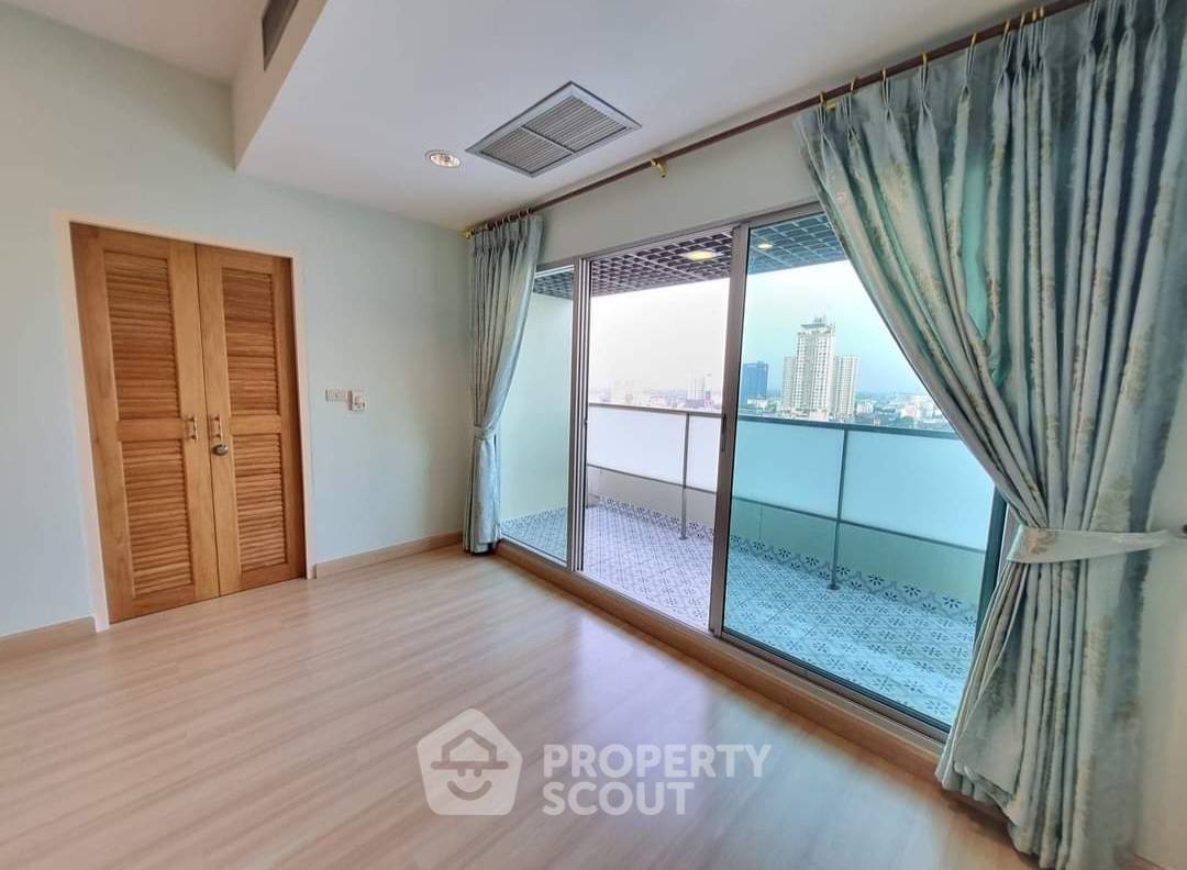 picture 1-BR Condo at Baan Nonsi close to Thanon Chan (ID 1231831) - 2/13