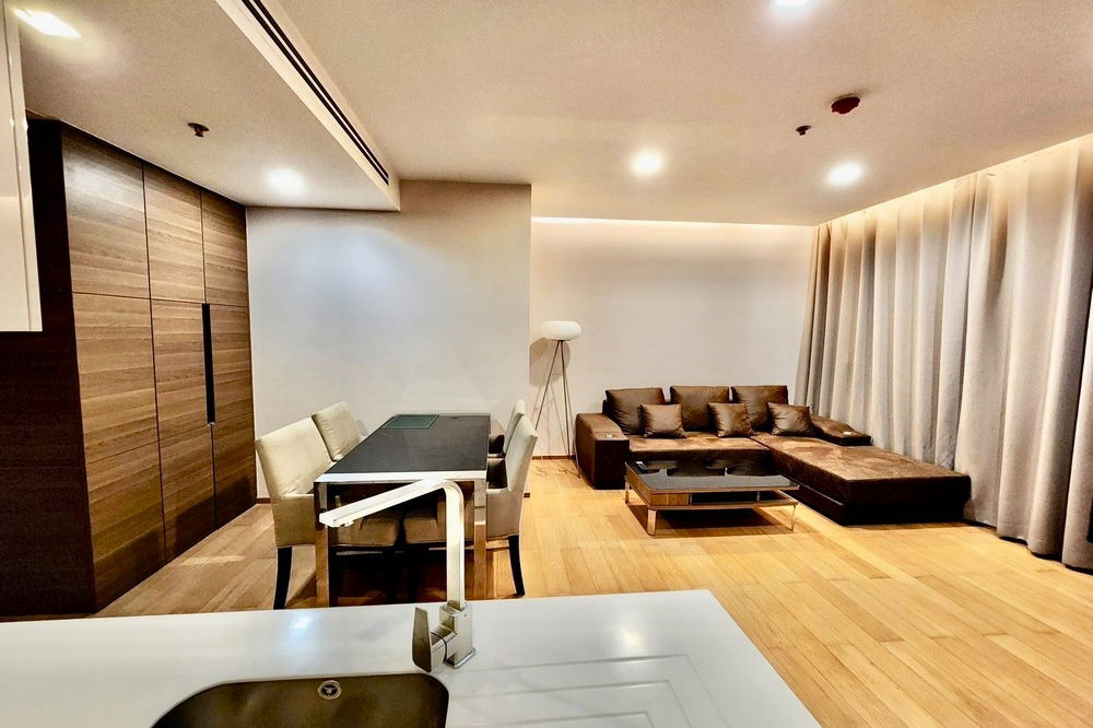 picture Rent !! high floor 28++, Wide living room, There is a bathtub!!🔥 Code C20230300089...The Address Asoke, 2 bed, 2 bath, furnished, ready to move in 📣 - 2/7