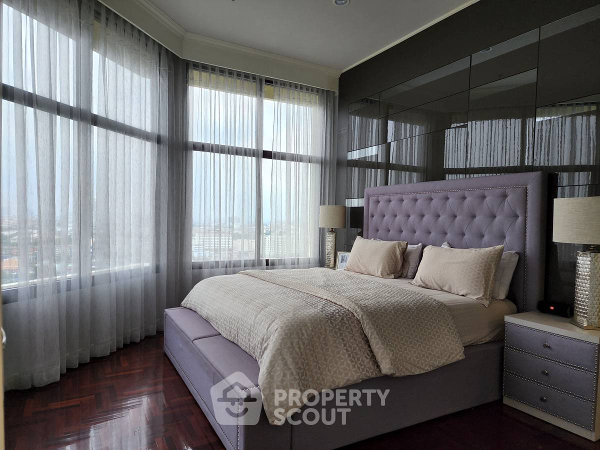 picture 2-BR Condo at Thew River Place Condominium near MRT Sirindhorn (ID 2006241) - 7/18