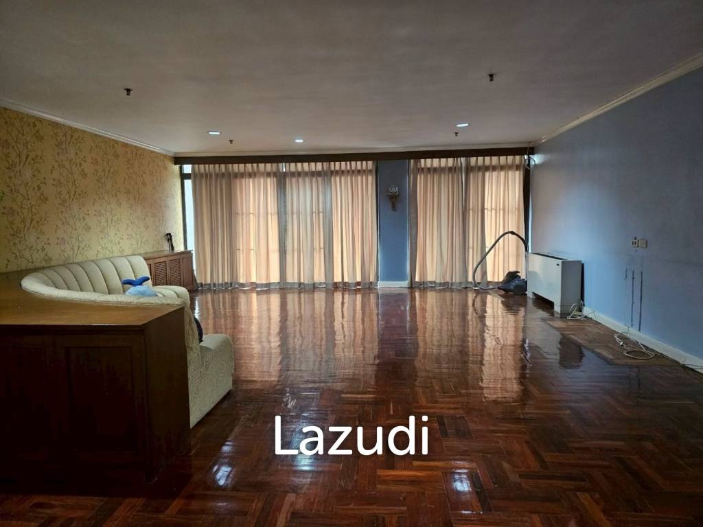 picture 3 Bedroom 4 Bathroom 195 Sq.m Baan Prompong - 3/17