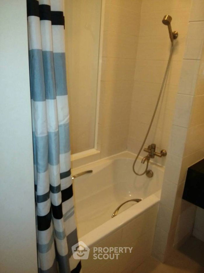 picture 1-BR Condo at Ideo Ratchada-Huaikwang near MRT Huai Khwang (ID 925556) - 10/11