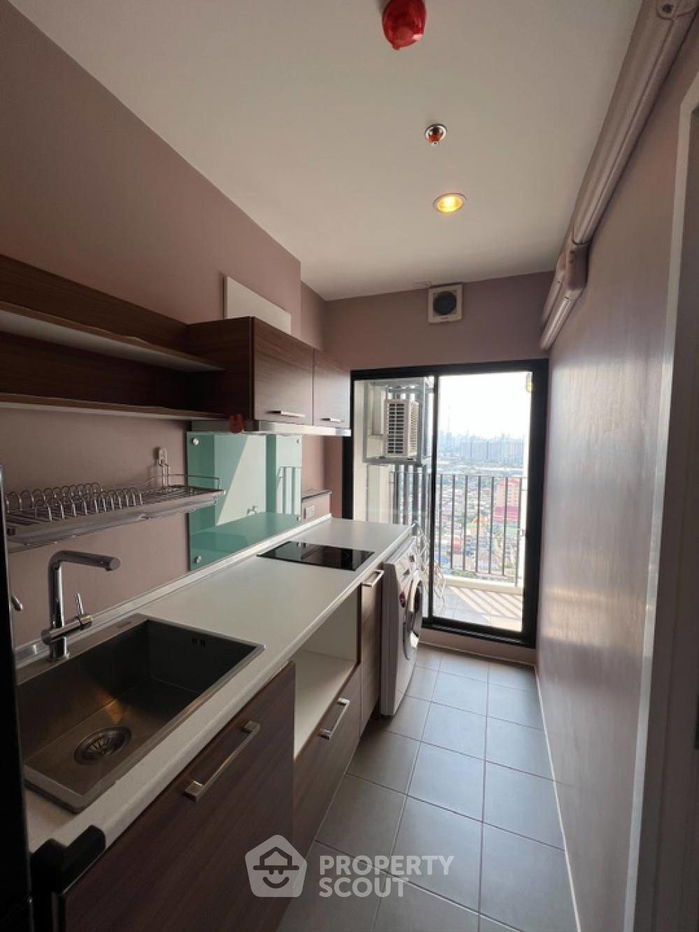 picture 1-BR Condo at The Tree Interchange near MRT Bang Pho (ID 1400186) - 5/15
