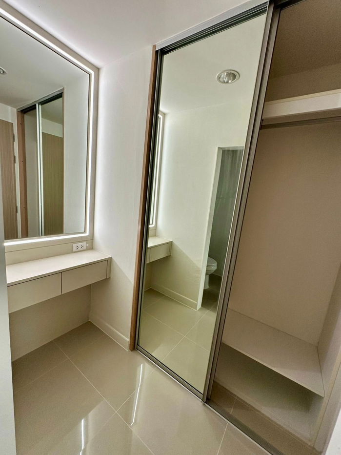 picture BTS Udom Suk 100 m. Price  20,000 Baht Condo Ideo Mix Sukhumvit 103 ( Rental ) - 8/13