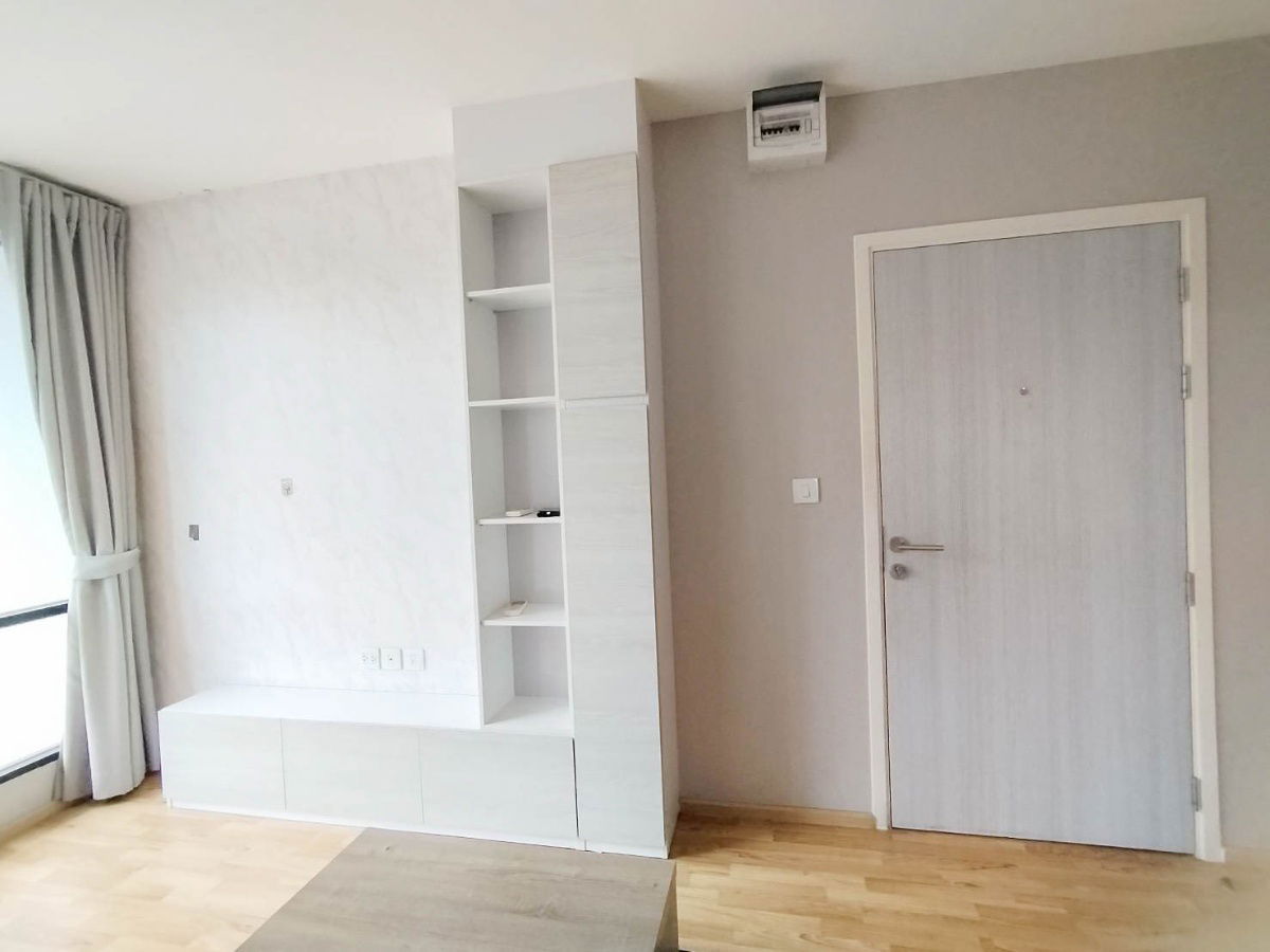 picture The Cabana Condo for rent 38 sq.m Corner room 9,500 THB FL.4 City view K.Bee 064146-6445 (R571003)  - 11/18