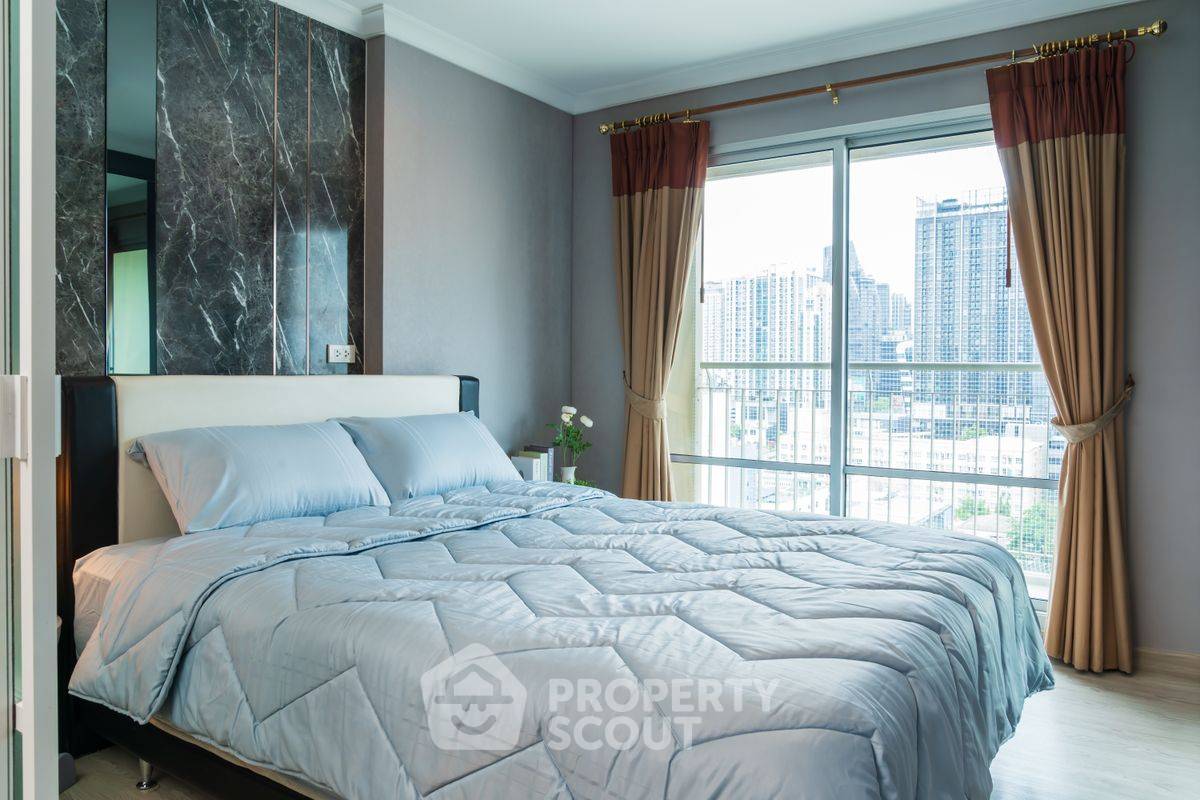 picture 1-BR Condo at Lumpini Place Rama 9–Ratchada near MRT Phra Ram 9 (ID 2308502) - 2/32