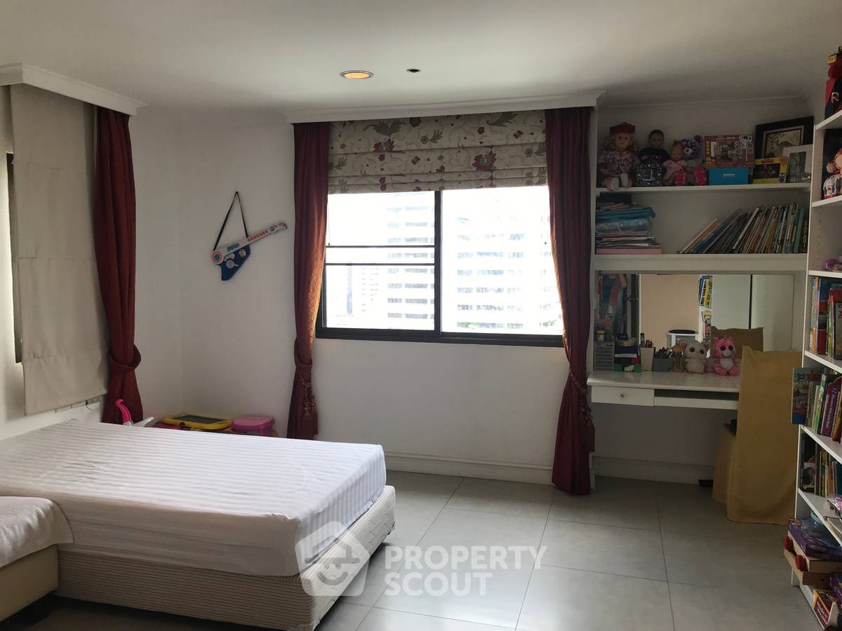 picture 3-BR Condo at Kallista Mansion near ARL Makkasan (ID 2309323) - 8/10