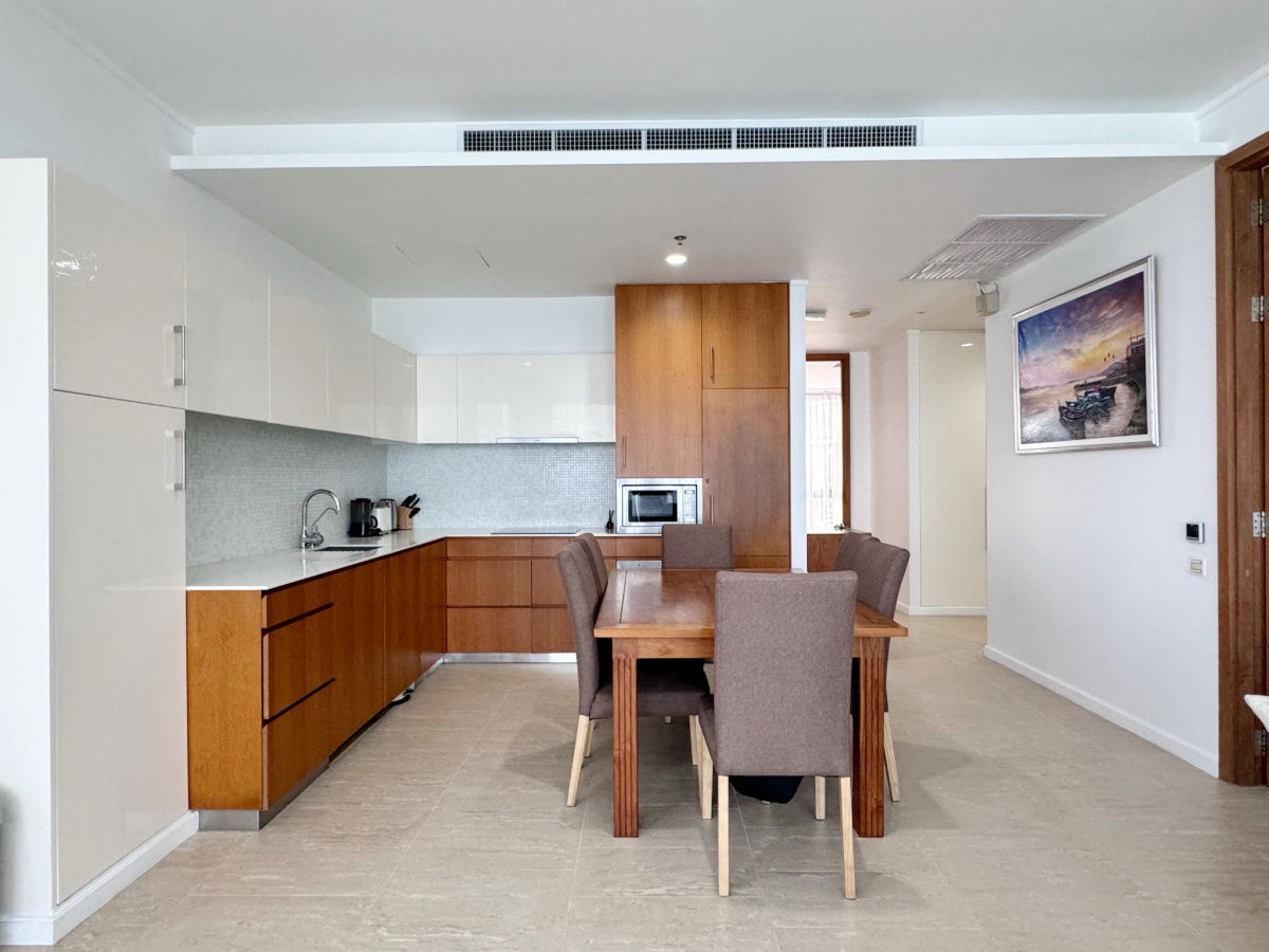 picture Northpoint Wongamat – Spacious 3-Bedroom Condo for Sale | Foreign Quota - 6/40