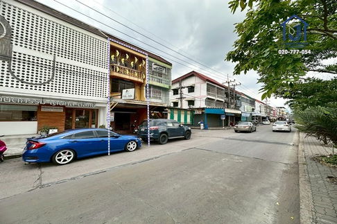 ขายอาคารพาณิชย์ 3ชั้น ถนนนวนคร1 ซอยไทยธานี ใกล้นิคมอุตสาหกรรมนวนคร