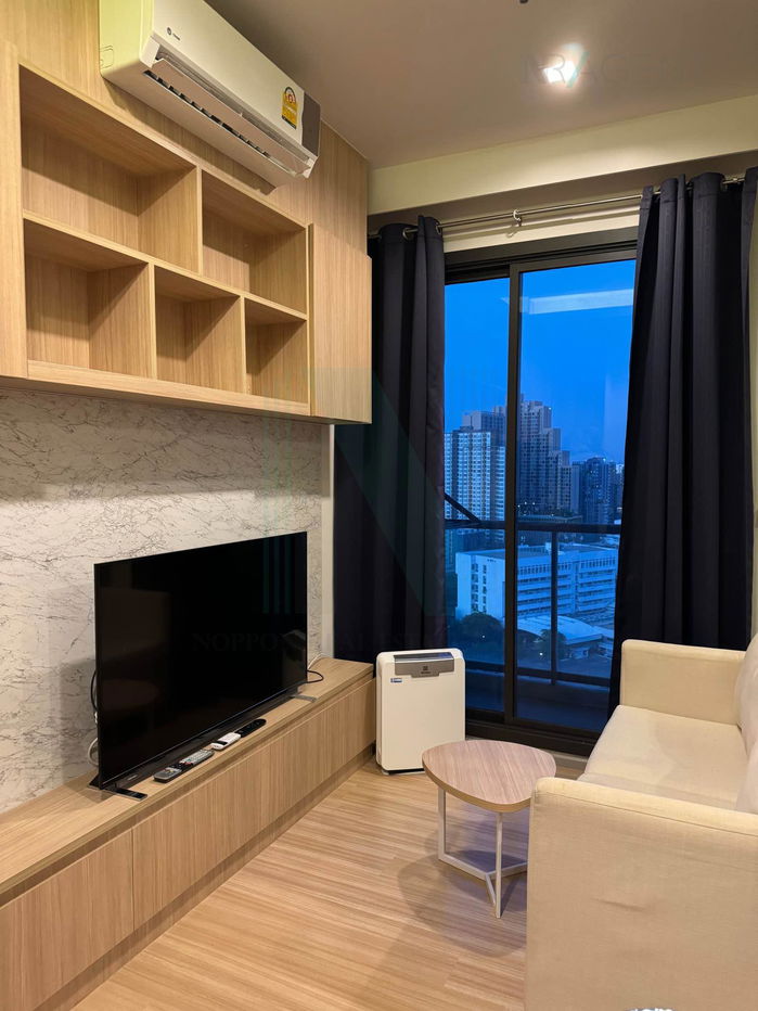 picture For rent condo M JATUJAK Building B, Floor 19,1 bed room, Room size 28 sqm - 1/8