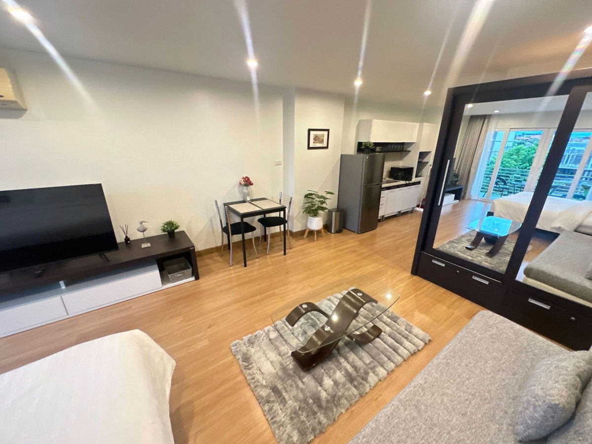 picture 🌟 Raveevaree Condo Nimman – Prime Location, Fully Furnished & Ready to Move In! - 14/19