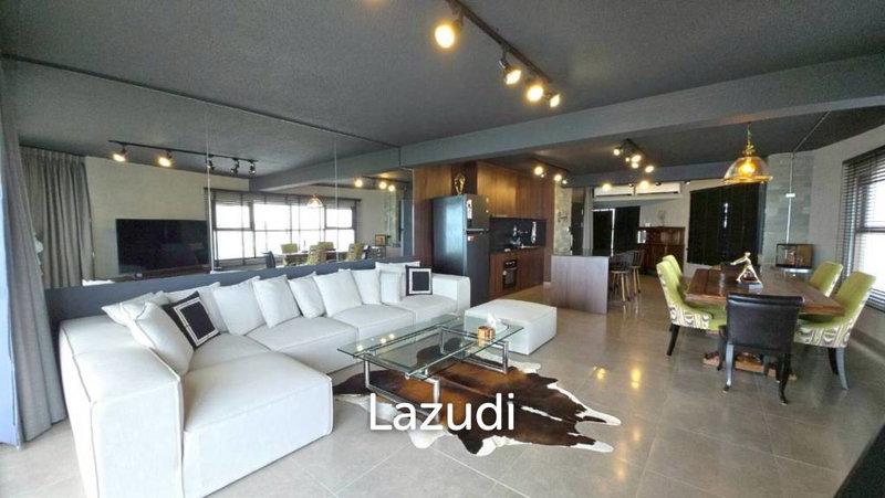ขายคอนโด : 1 Bed 1 Bath 110 SQ.M. Metro Jomtien Condotel