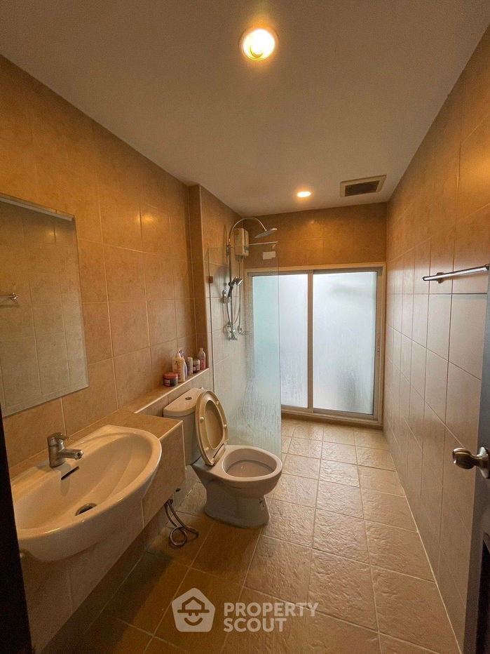 picture 1-BR Condo at Parksiri Condo Bang Saen in Saen Suk (ID 1487838) - 8/11
