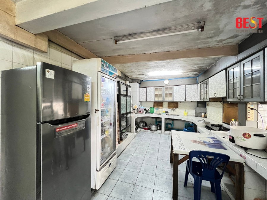 picture For Sale - 2 Adjacent Shophouses on Main Ladprao Road – High-Potential Location - 11/13