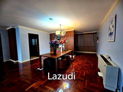 Condos for sale Sukumvit 39 : 3 Bedroom 4 Bathroom 195 Sq.m Baan Prompong