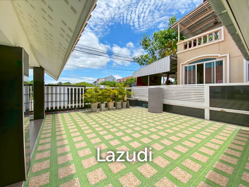 picture 4 Bedroom House Only A Few Steps To The Beach - 4/32