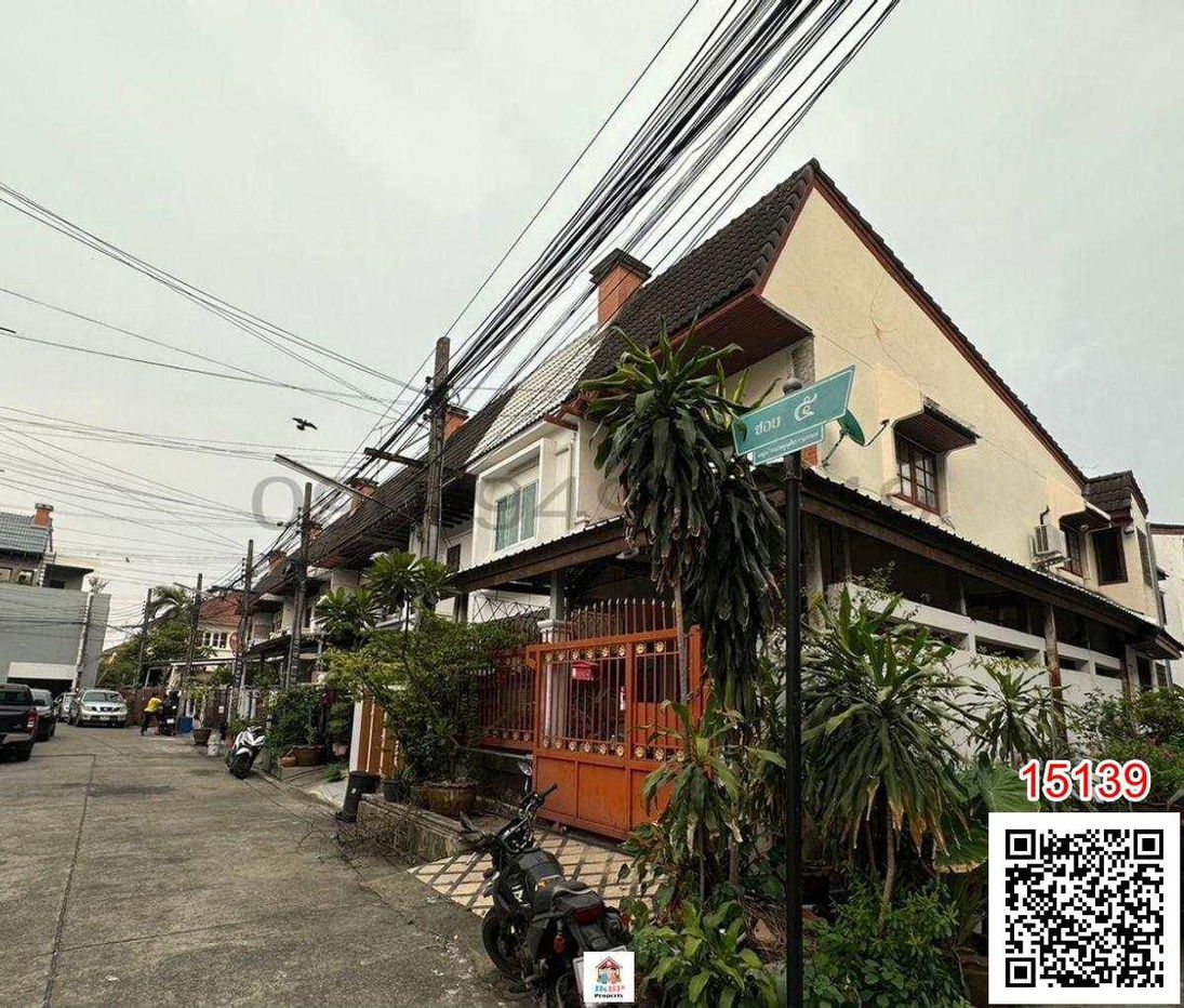 picture For rent: 2-storey home office, Lat Phrao 71, near the expressway, MRT, BTS (future), Central Eastville - 3/5