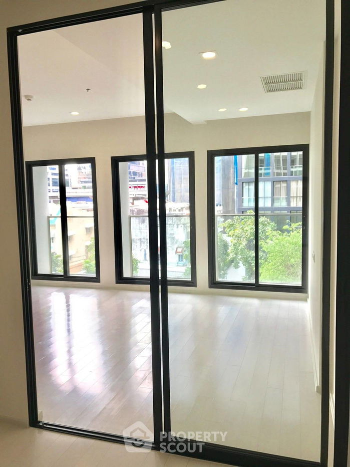 picture 1-BR Condo at Noble Ploenchit near BTS Phloen Chit (ID 1877714) - 1/11