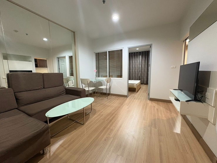 picture Condo for Rent: Life @ Ratchada-Huai Khwang - 1/17