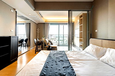 คอนโด BTS อารีย์ : ขายคอนโด ไซมิส ราชครู อาคาร 1 ชั้น 25 1 ห้องนอน ขนาด 31 ตรม ใกล้ รถไฟฟ้า BTS สถานีอารีย์