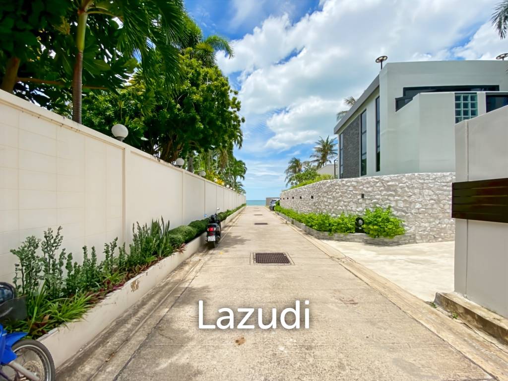 picture 4 Bedroom House Only A Few Steps To The Beach - 2/32
