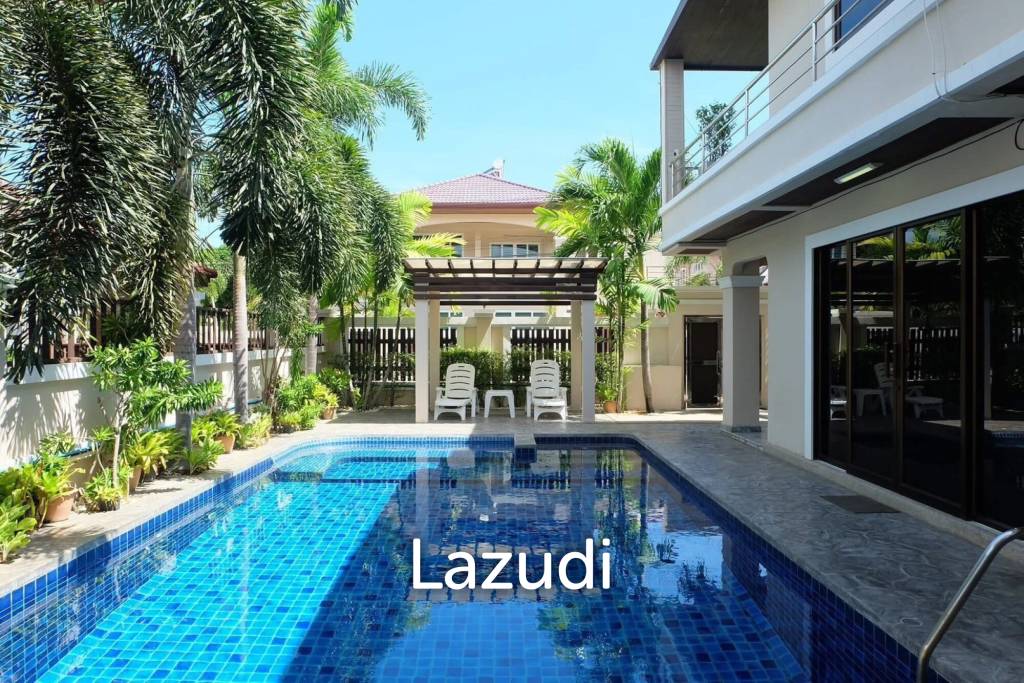 picture Large Private House for Sale in East Pattaya - 1/19