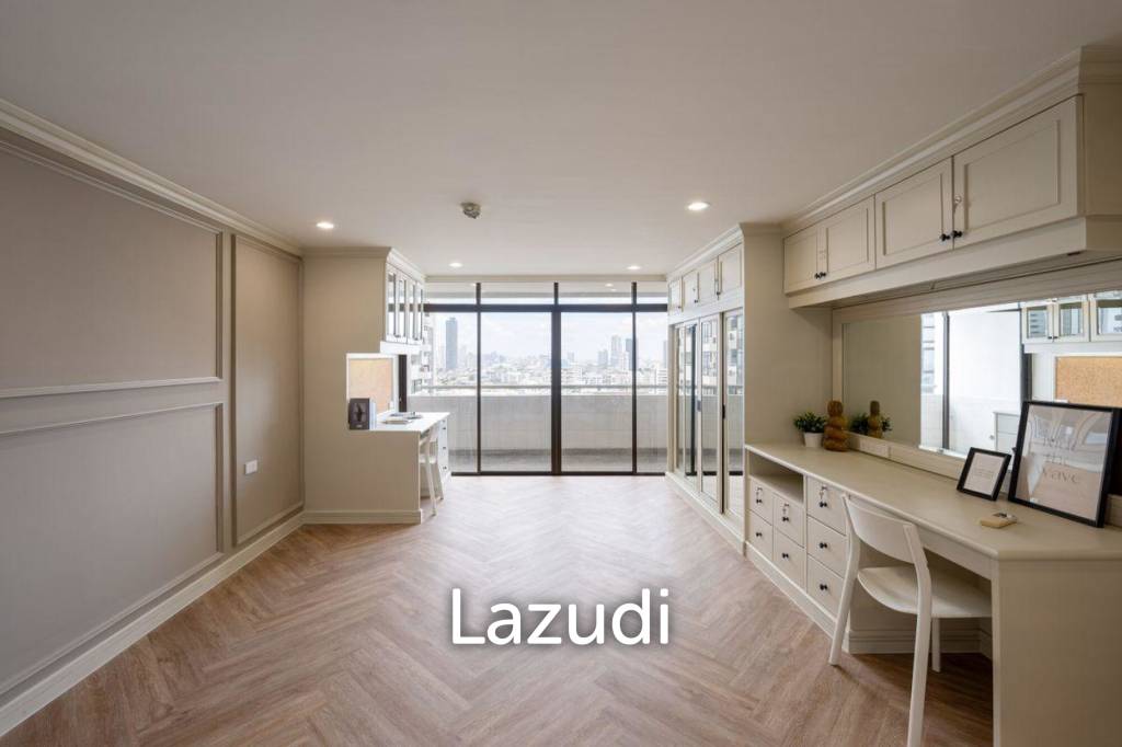 รูป Luxurious 3-Bedroom  212 SQ.M. The Waterford Park Sukhumvit 53 - รูปที่ 15/36