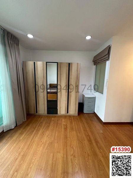 picture Townhouse for rent, 3 floors, Baan Klang Muang, Sathorn - Taksin 2, fully furnished, ready to move in, built-in throughout, near BTS Wutthakat - 12/18