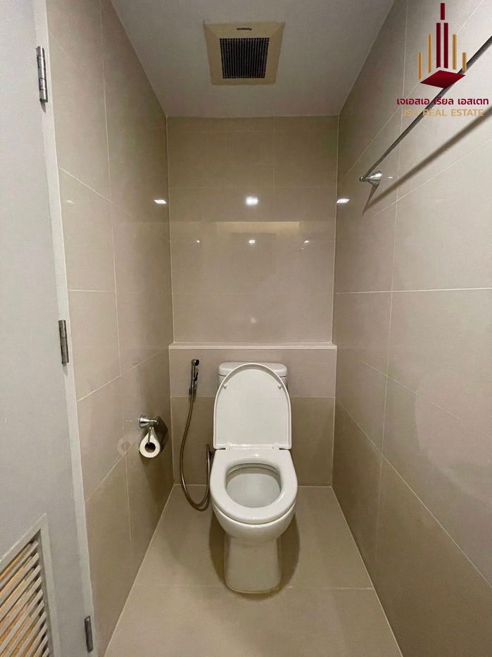 picture ✨ For Sale: Focus Ploenchit Condo ✨    💰 Only 4,990,000 THB - 7/7
