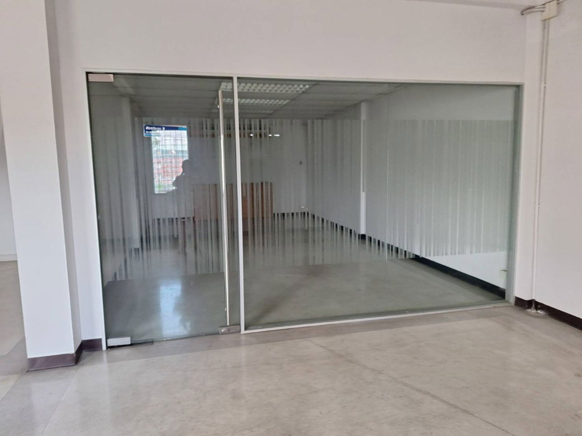 รูป ให้เช่าอาคารพาณิชย์ 3.5 ชั้น 2 คูหา ถ เพชรเกษม ห้วยจรเข้ นครปฐม ใกล้ central นครปฐม - รูปที่ 5/6