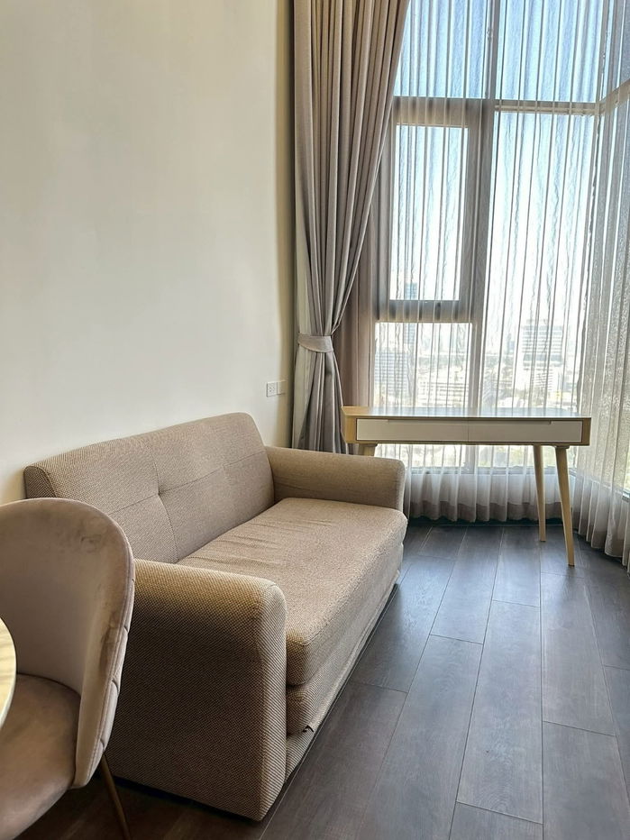 picture 🟢Condo For Rent 🟢Knightsbridge Space Ratchayothin Duplex Type Zone BTS Phaholyothin 24 Fully-Furnished 1 bedroom  HOT!! - 4/11
