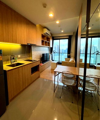 Condos for rent BTS Saphan Khwai : M                        Jatujak