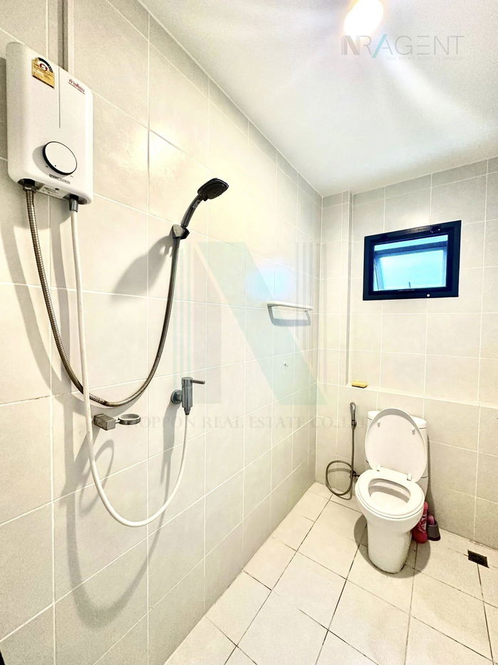 picture For Rent 2-story House SETTHASIRI KRUNGTHEP KREETHA 4 bedroom 4 bathroom - 7/8