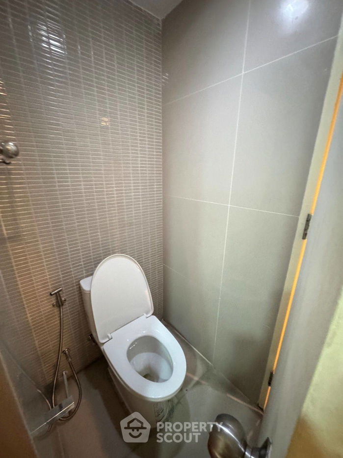 picture 1-BR Condo at The Trendy Condominium near BTS Nana (ID 2309741) - 6/9