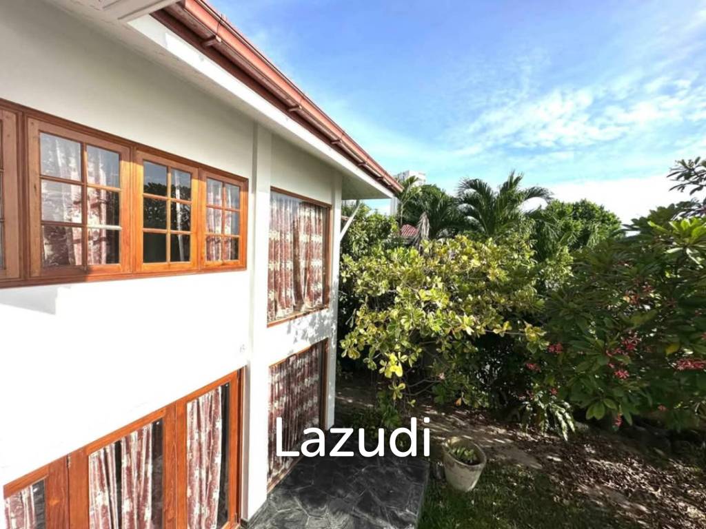 picture 3 Beds 3 Baths 800 SQ.M. House In Pratumnak Hill - 15/20