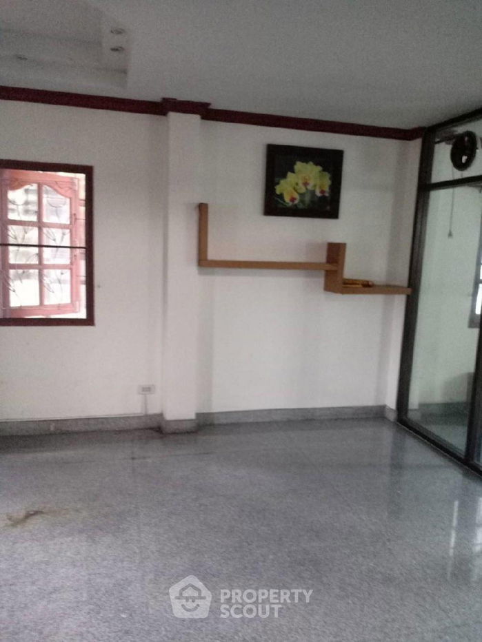 picture 3-BR House close to Suvarnabhumi Airport (ID 1540573) - 6/11