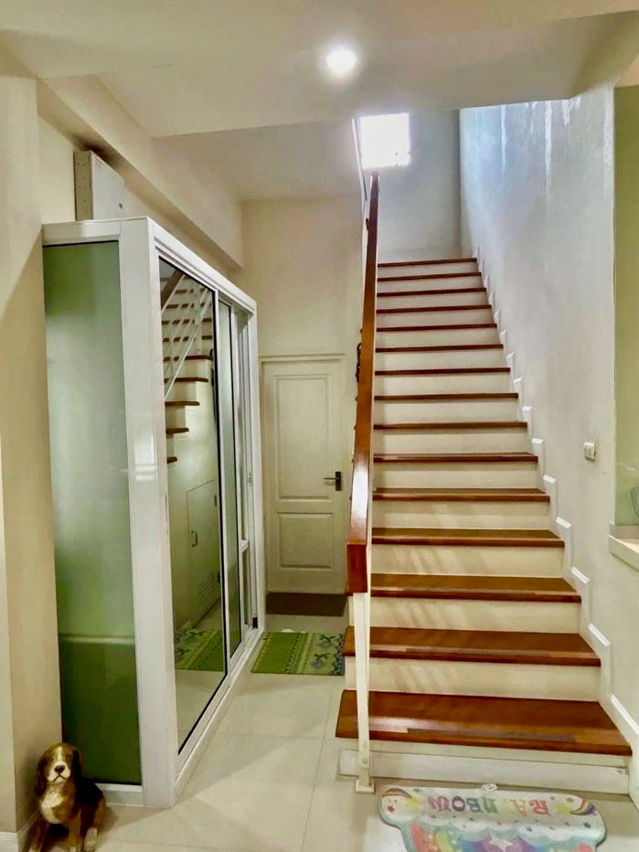 picture 🏡 For Sale: 2-Storey Detached House in Mantana Rama 9 – Srinakarin Beautiful, fully furnished home in a premium gated community by Land & Houses. - 14/35