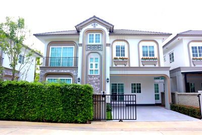 Houses for rent : For Rent 2-story House GRANDIO BANG NA KM.5 4 bedroom 4 bathroom