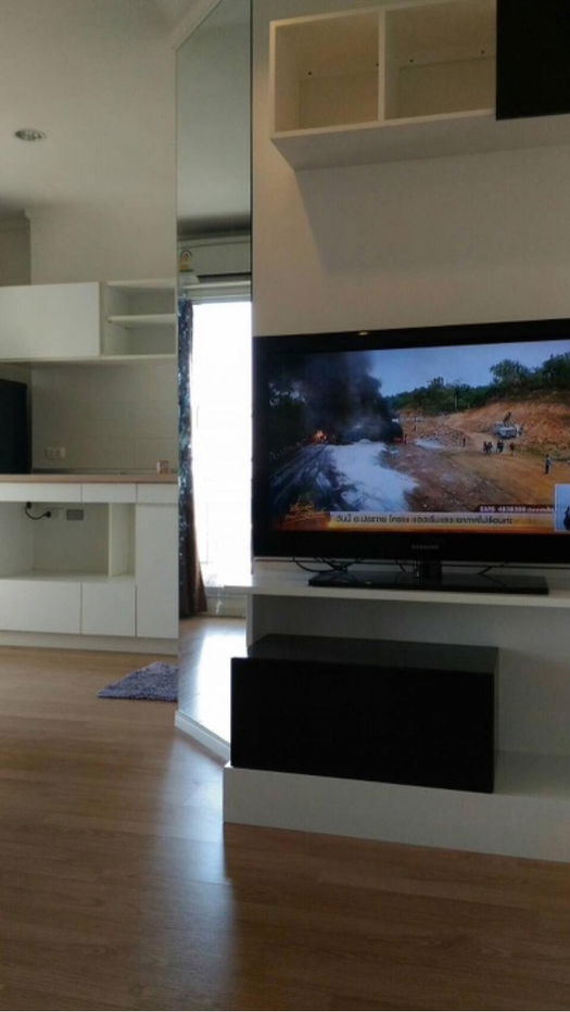 picture LPN Lasale Bearing 15 th floor good view  full furniture  and electrical  - 9/11