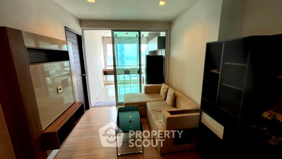 คอนโดให้เช่า : คอนโด 1-ห้องนอน ที่ ริธึ่ม สาทร ใกล้ BTS สะพานตากสิน (ID 1491681)