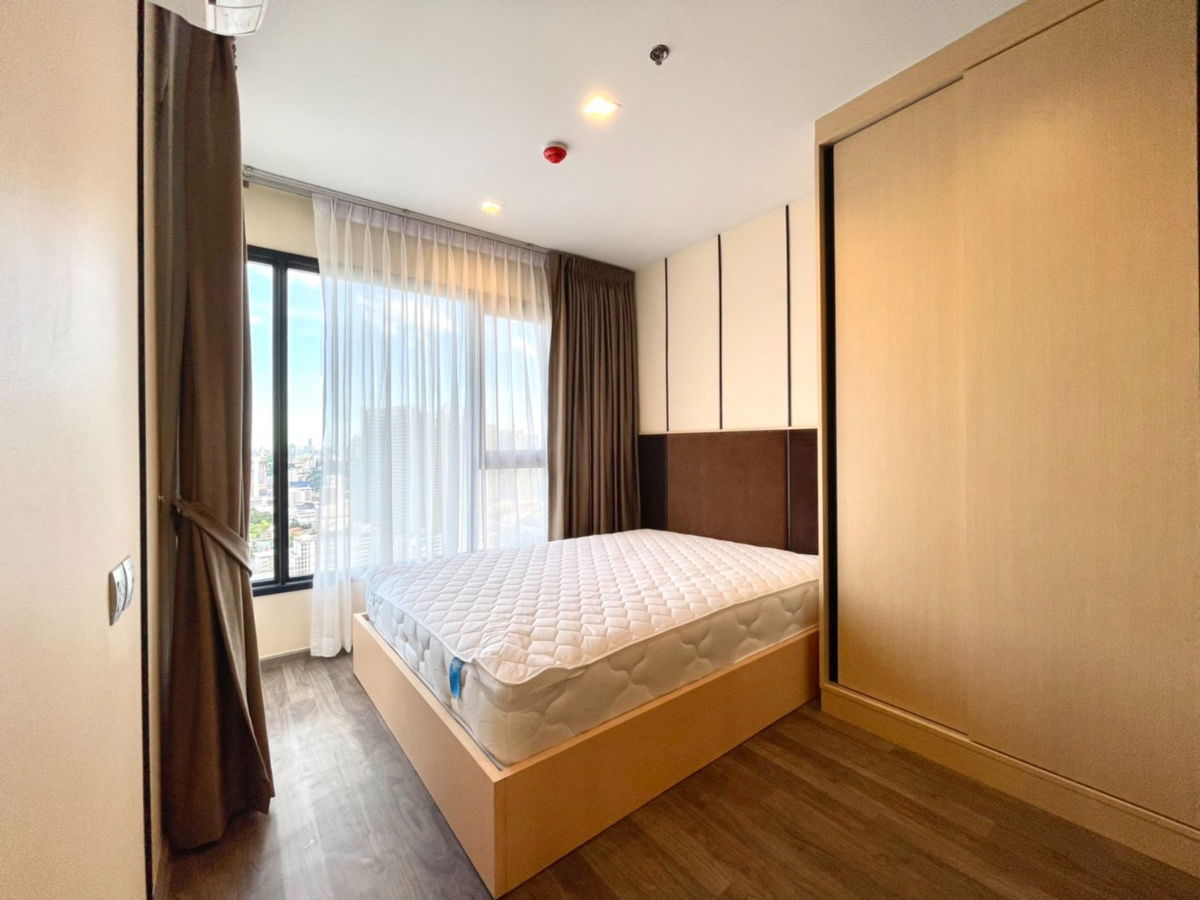 picture Code: KJ2170  for rent Life Ladprao Valley // Line ID: @kjcondo (with @) // - 5/9
