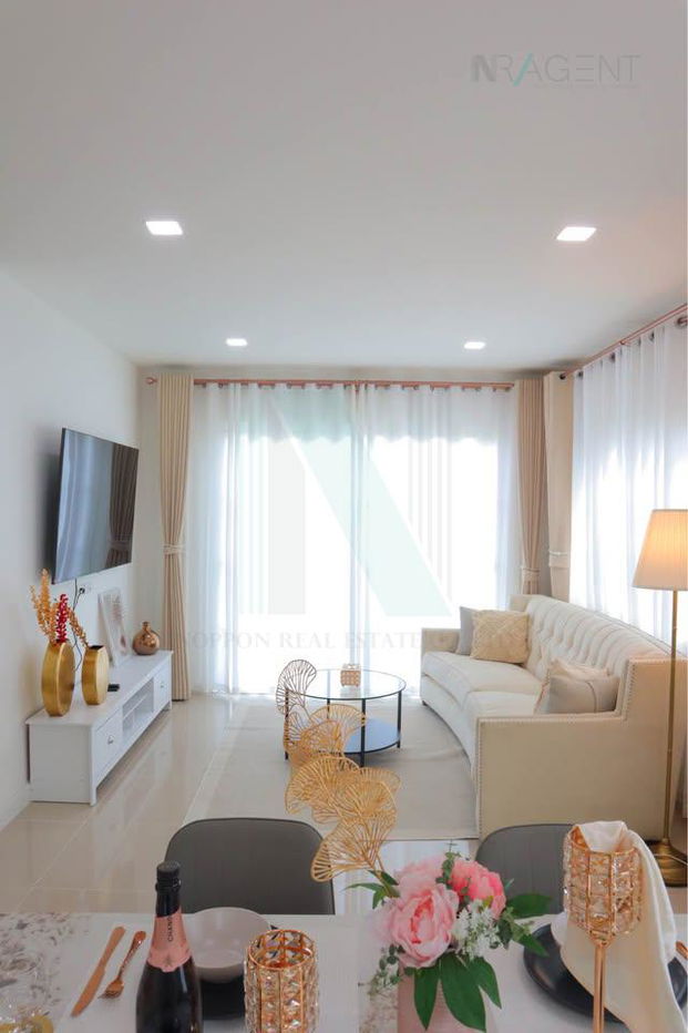รูป ให้เช่าบ้านเดี่ยว 2 ชั้น แกรนดิโอ บางนา กม.5 4 ห้องนอน 4 ห้องน้ำ - รูปที่ 2/8