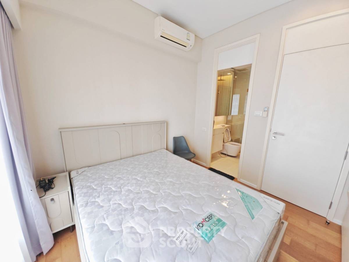 picture 1-BR Condo at The Saint Residences near MRT Phahon Yothin (ID 2309686) - 1/6