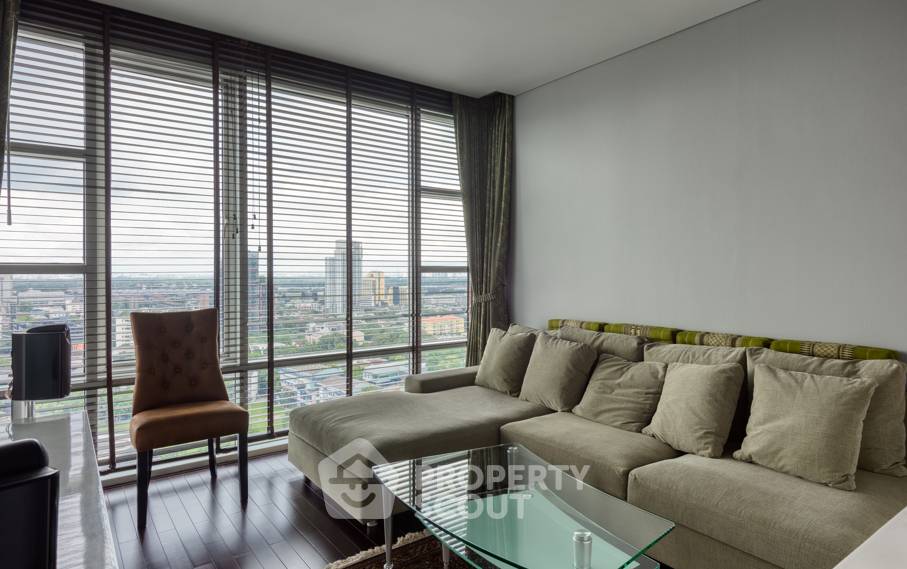 picture 3-BR Condo at Fullerton Sukhumvit near BTS Ekkamai (ID 772351) - 16/26